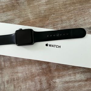 SERIES 1 APPLE WATCH - READ DESCRIPTION